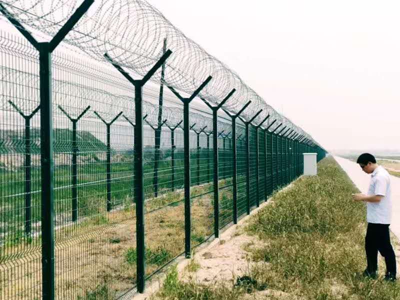 北京大興新機(jī)場圍界斧形刀刺案例圖片2